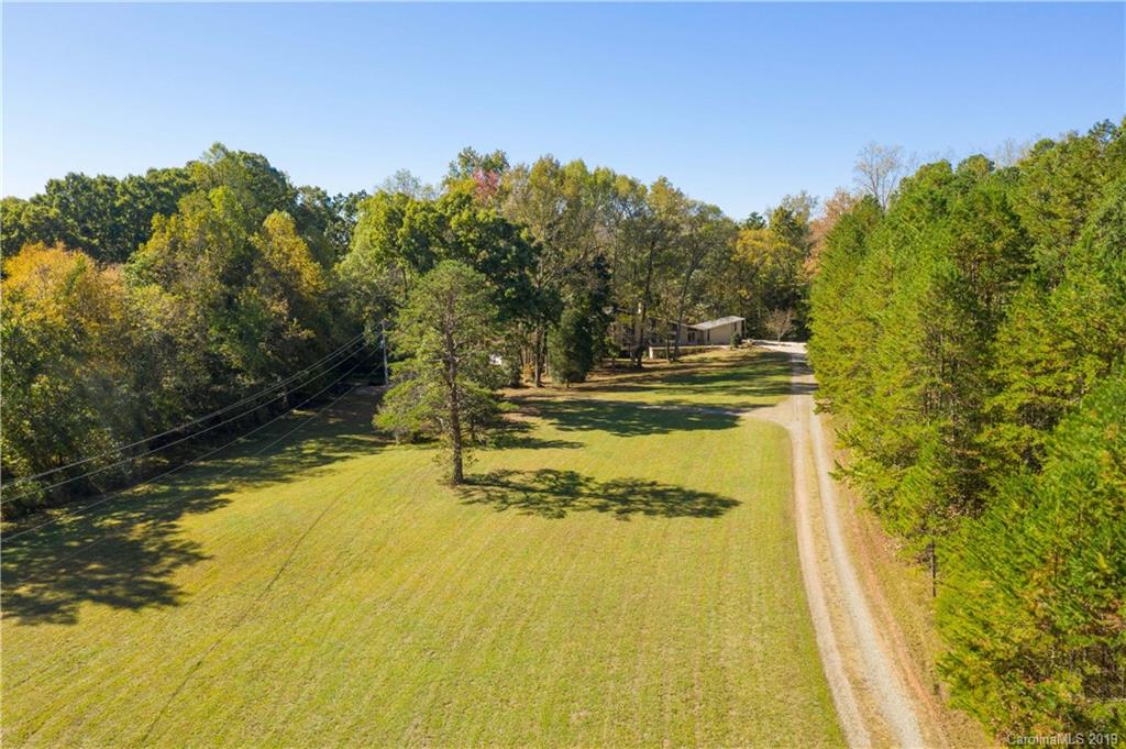 2123 Davis Road Davidson, NC 28036 - Photo 2 of 48 Gallery Image 2