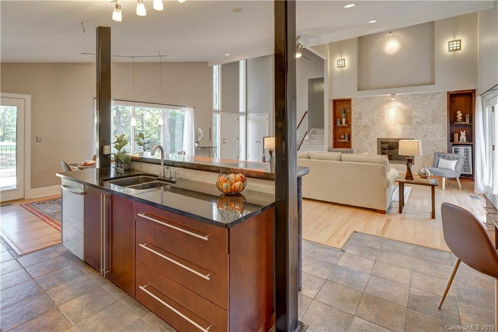 2123 Davis Road Davidson, NC 28036 - Photo 12 of 48 Gallery Image 12