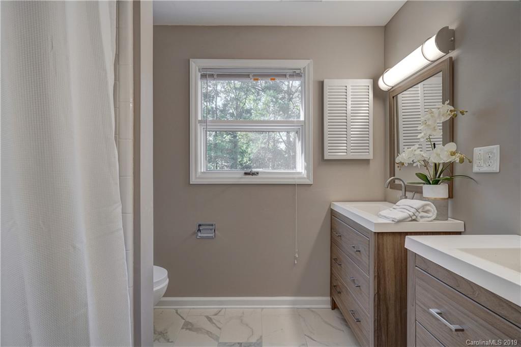 2123 Davis Road Davidson, NC 28036 - Photo 25 of 48 Gallery Image 25