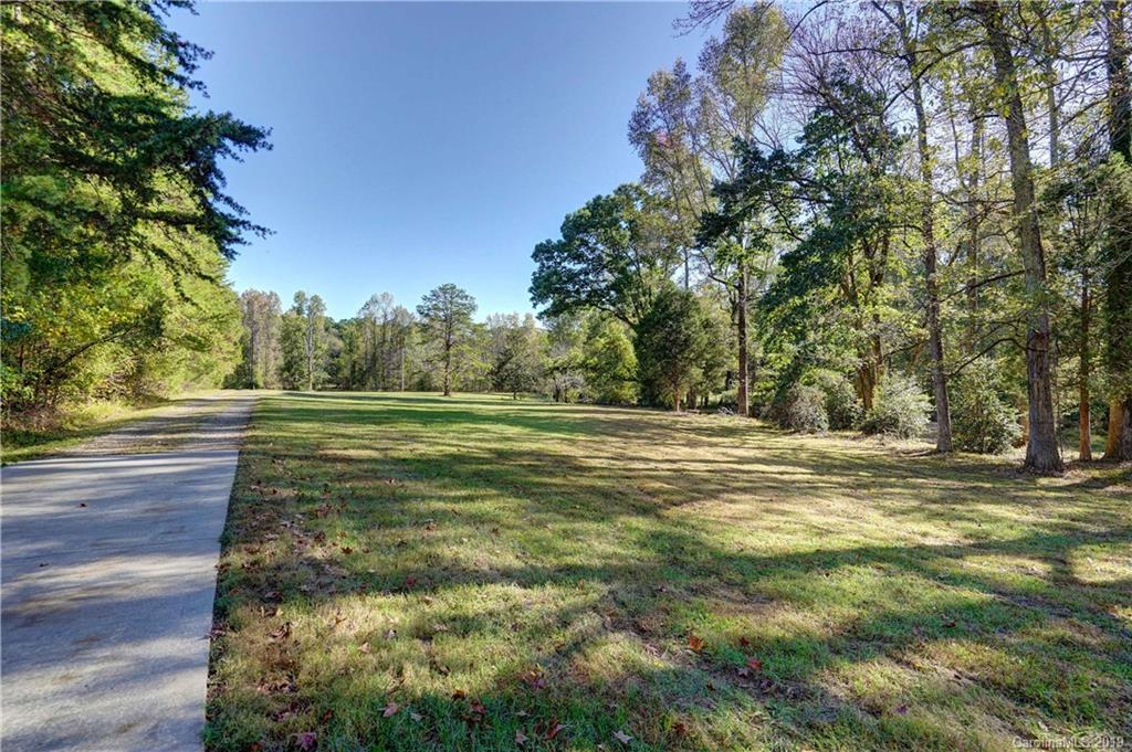 2123 Davis Road Davidson, NC 28036 - Photo 43 of 48 Gallery Image 43
