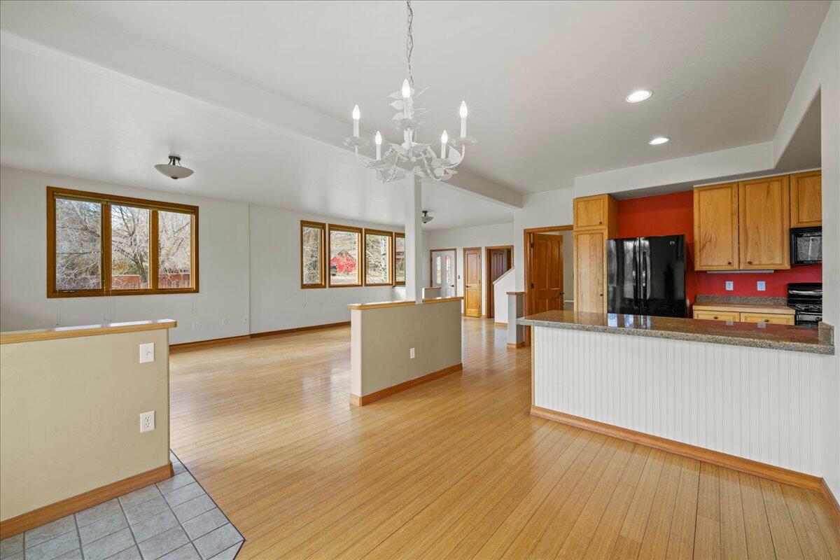 196 South Laura Street Ridgway, CO 81432 - Photo 4 of 18 36-DSC7336