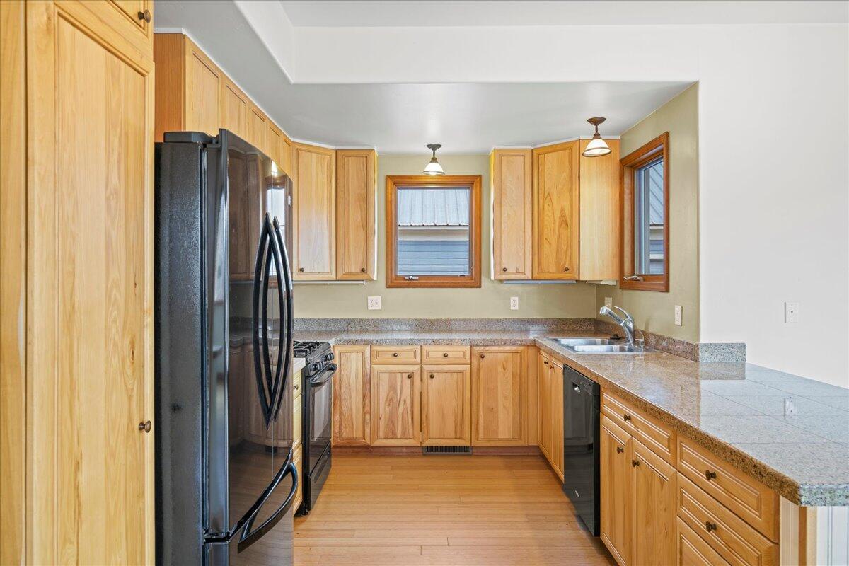 196 South Laura Street Ridgway, CO 81432 - Photo 6 of 18 33-DSC7339
