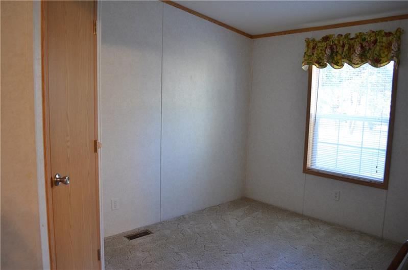 118 Robinson Road Slippery Rock, PA 16057 - Photo 8 of 12