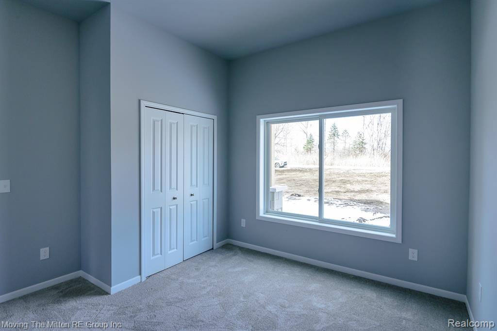 43001 Willow Road New Boston, MI 48164 - Photo 13 of 40 Gallery Image 13