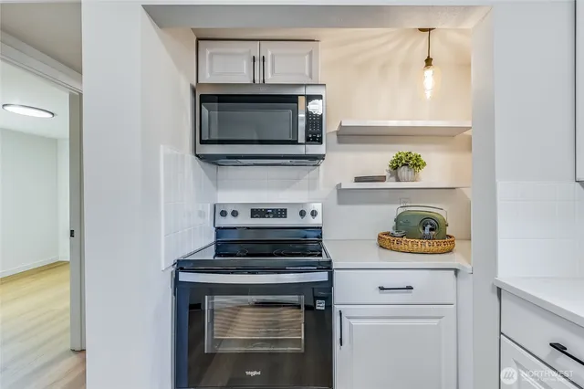 $549,000 | 12542 50th Place South, Tukwila, WA 98178