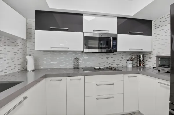 $2,600 | 4310 Village Drive, Unit D, Delray Beach, FL 33445