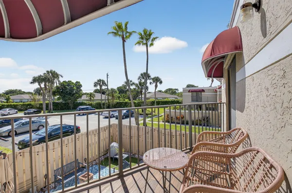 $2,600 | 4310 Village Drive, Unit D, Delray Beach, FL 33445