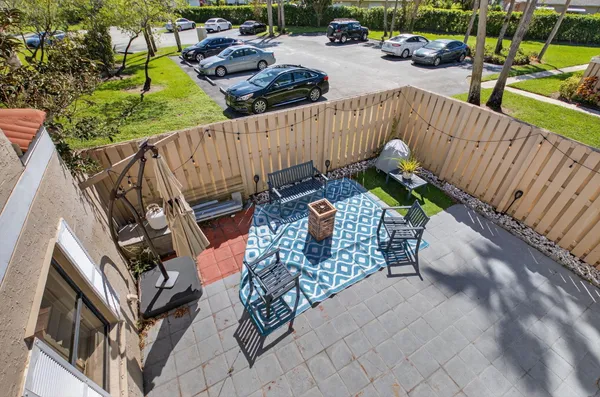 $2,600 | 4310 Village Drive, Unit D, Delray Beach, FL 33445