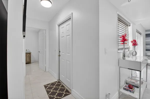 $2,600 | 4310 Village Drive, Unit D, Delray Beach, FL 33445