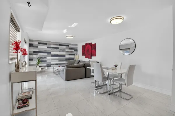 $2,600 | 4310 Village Drive, Unit D, Delray Beach, FL 33445