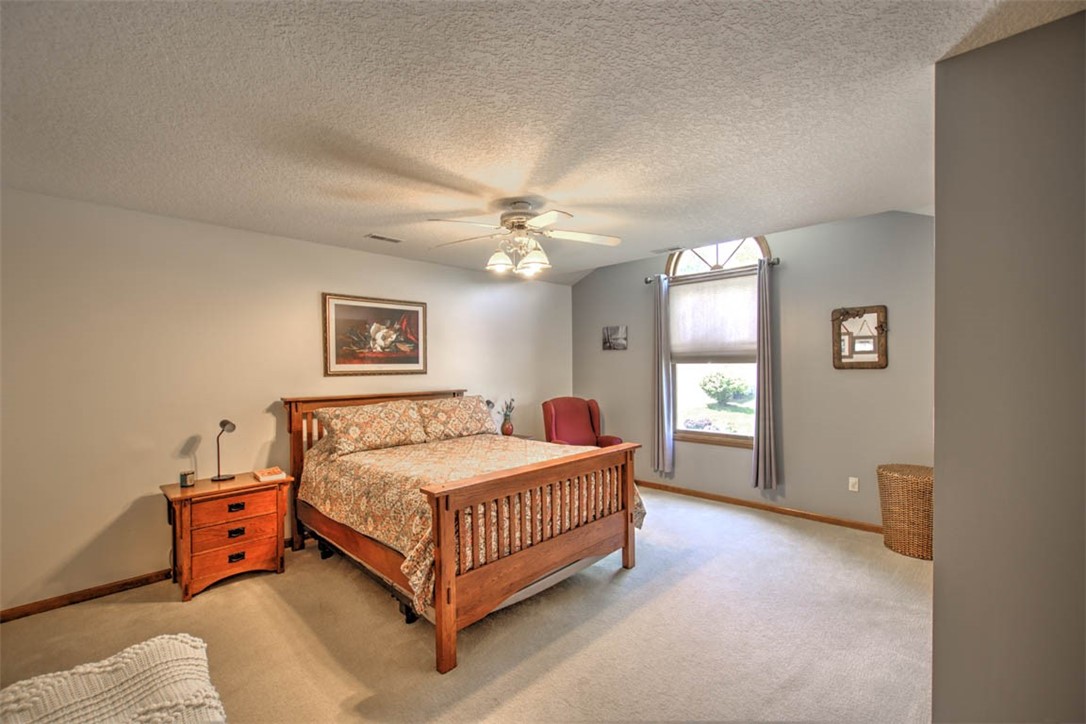 3646 Pleasantview Court Decatur, IL 62526 - Photo 22 of 45