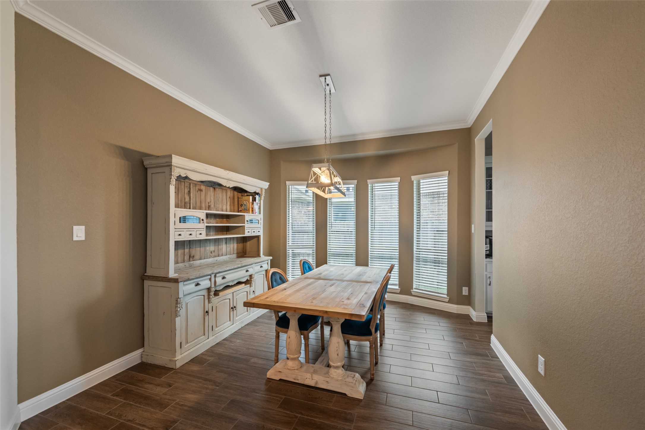 13710 Bethel Wy Crossing Rosharon, TX 77583 - Photo 7 of 43
