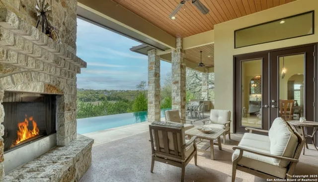 $1,450,000 | 1357 Capitare, New Braunfels, TX 78132