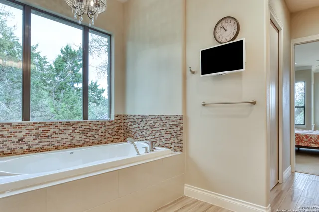 $1,450,000 | 1357 Capitare, New Braunfels, TX 78132