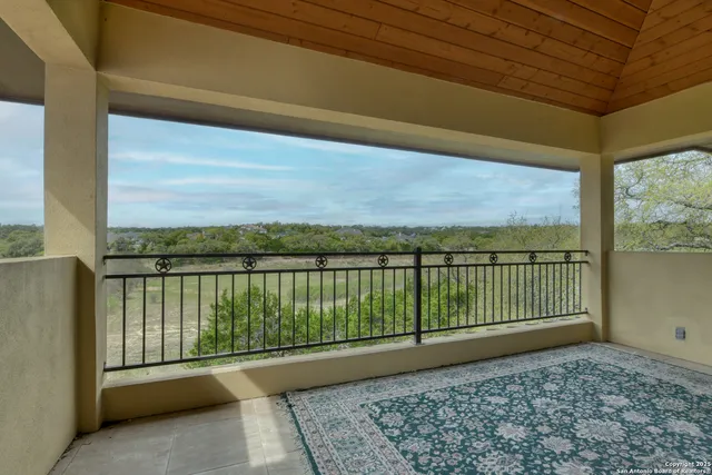 $1,450,000 | 1357 Capitare, New Braunfels, TX 78132