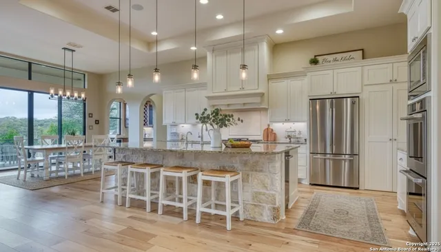 $1,450,000 | 1357 Capitare, New Braunfels, TX 78132