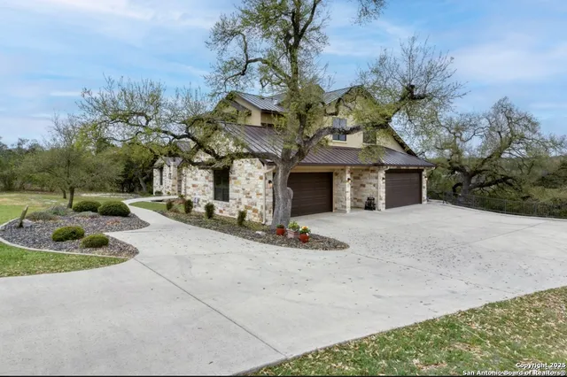 $1,450,000 | 1357 Capitare, New Braunfels, TX 78132