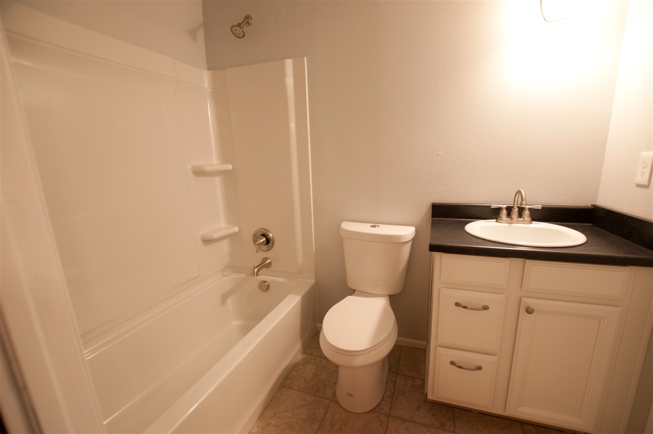 3321 South Bowdish Road Spokane, WA 99206 - Photo 11 of 20 Gallery Image 11