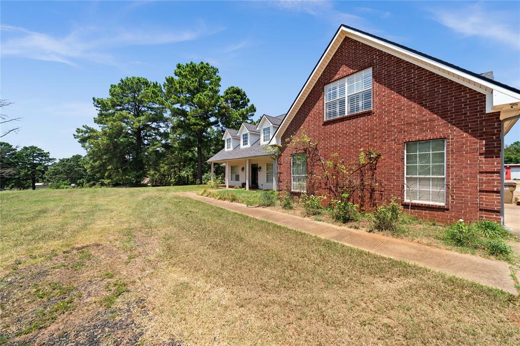 10377 Mountain View Road Whitehouse, TX 75791 - Photo 3 of 40