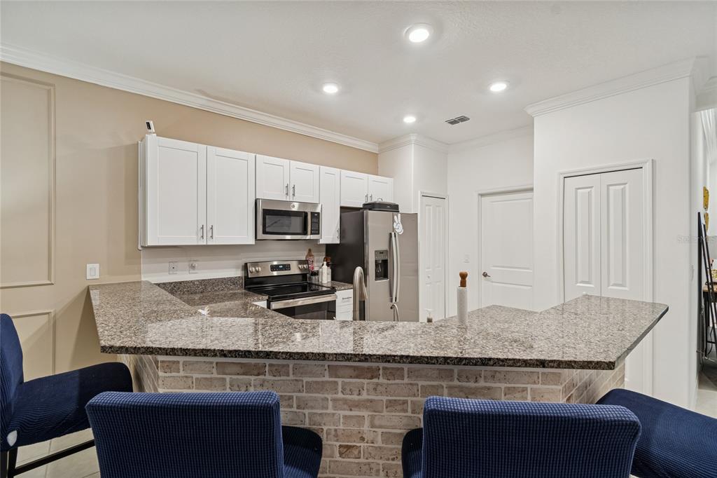 6773 Ripple Pond Loop Zephyrhills, FL 33541 - Photo 9 of 41