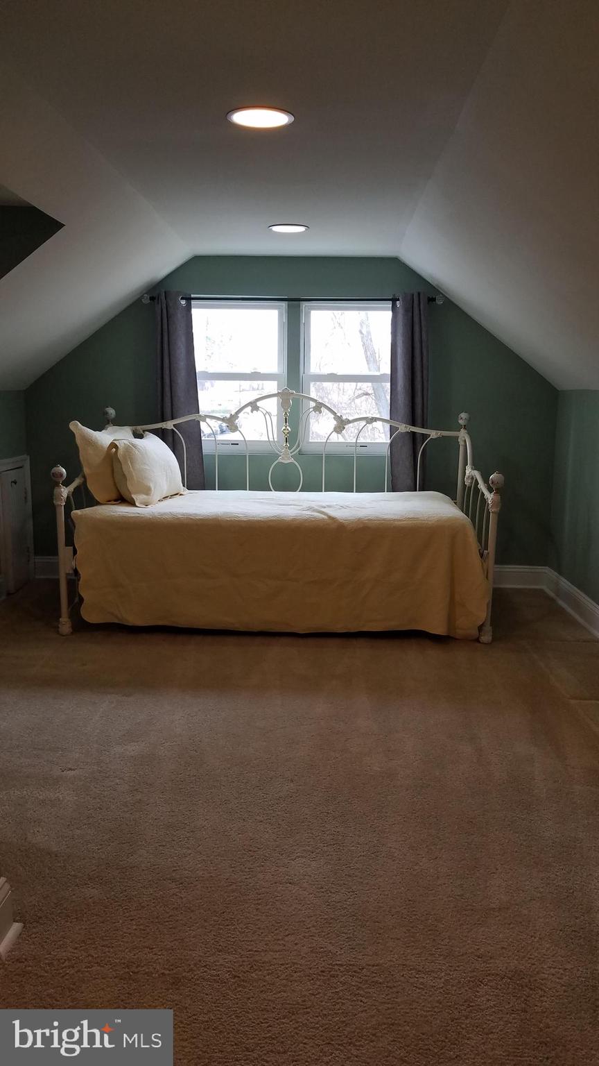 1073 County Line Road Huntingdon Valley, PA 19006 - Photo 22 of 33 Bedroom 3