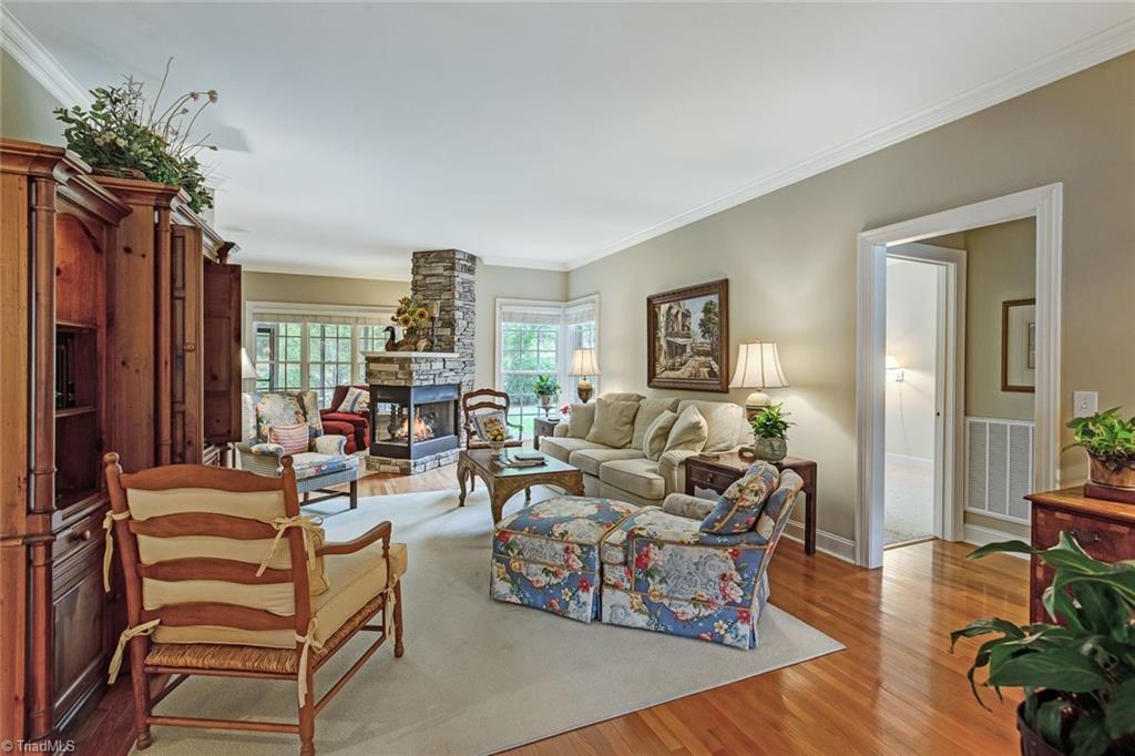 2342 Addison Boulevard High Point, NC 27262 - Photo 4 of 33 Gallery Image 4