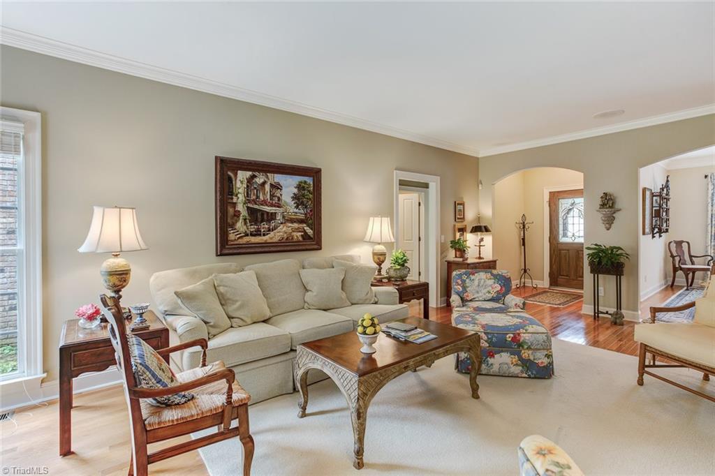 2342 Addison Boulevard High Point, NC 27262 - Photo 7 of 33 Gallery Image 7
