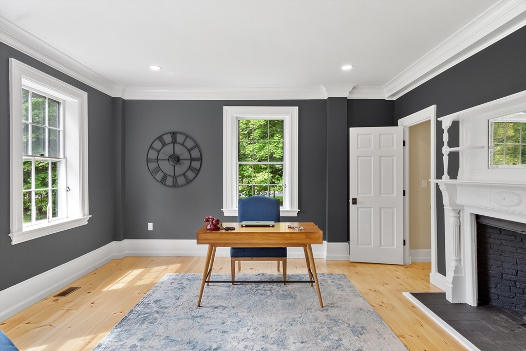 231 Concord Road Bedford, MA 01730 - Photo 5 of 42 Gallery Image 5