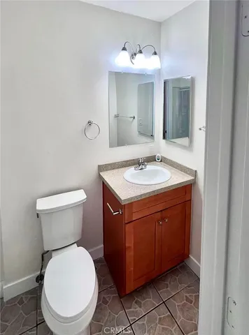 $2,900 | 4109 West 5th Street, Unit C3, Santa Ana, CA 92703