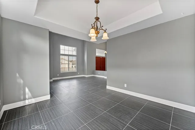 $3,550 | 12425 Durango Drive, Victorville, CA 92392