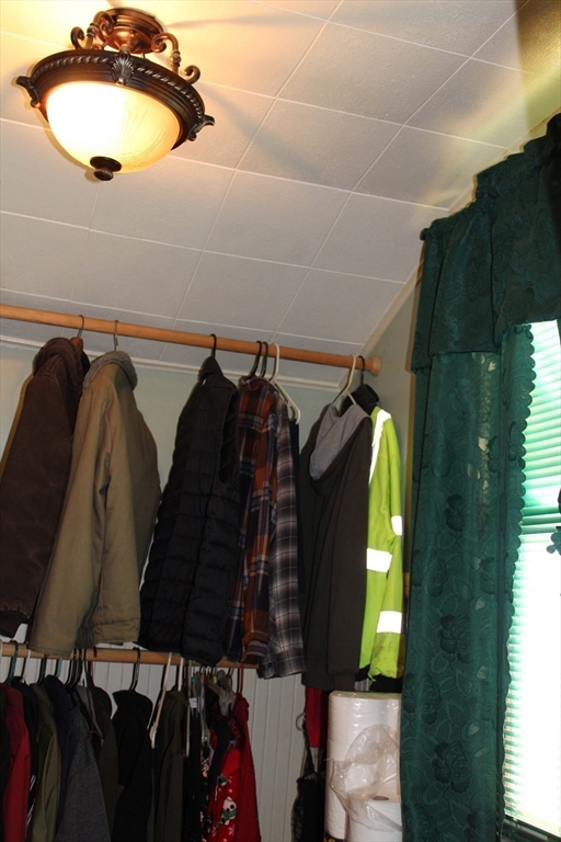 25 Quinebaug Road Dudley, MA 01571 - Photo 12 of 37