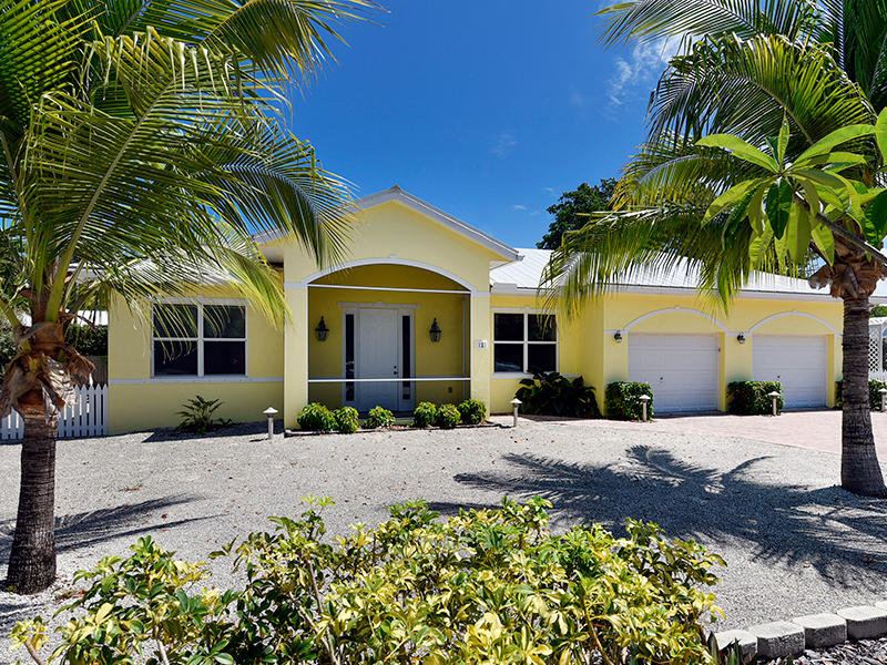 11 Abaco Road Key Largo, FL 33037 - Photo 1 of 15 Ground Level Home