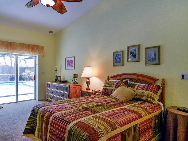 11 Abaco Road Key Largo, FL 33037 - Photo 6 of 15 Master Suite