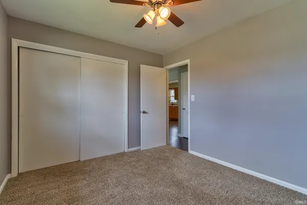 $209,900 | 330 Vista Drive, Mount Vernon, IN 47620