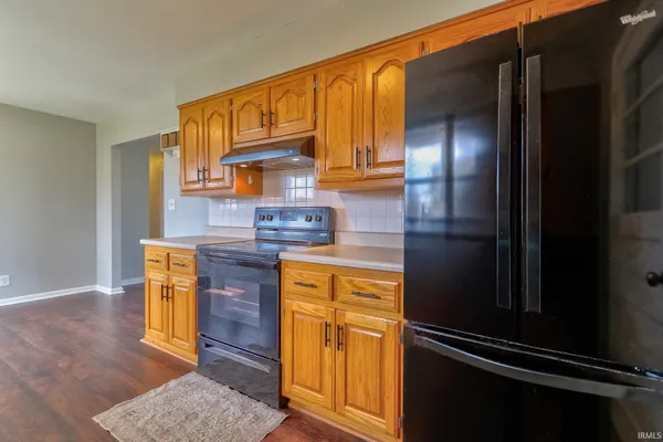 $209,900 | 330 Vista Drive, Mount Vernon, IN 47620