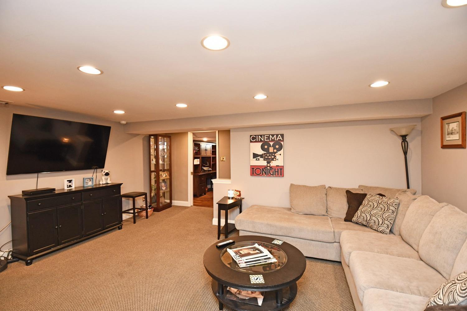 3045 Werk Road Cincinnati, OH 45211 - Photo 26 of 45 Gallery Image 26