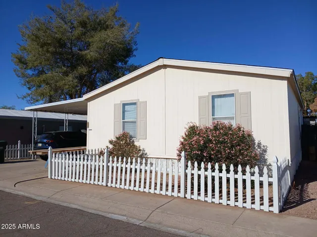 $85,000 | 1802 East Campo Bello Drive, Unit 29, Phoenix, AZ 85022