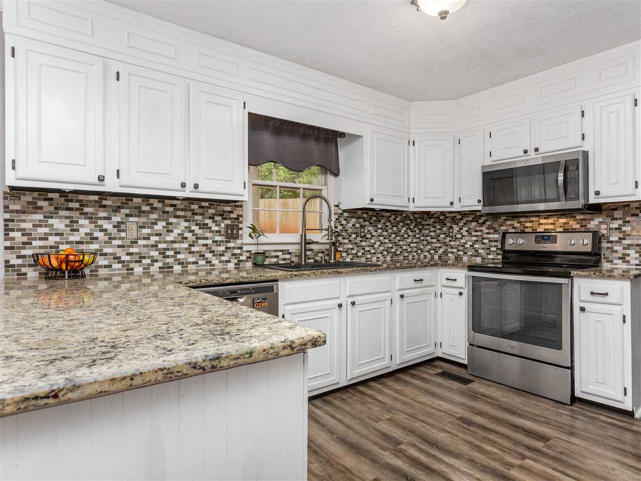 303 Gilderbrook Road Greenville, SC 29615 - Photo 5 of 36 Gallery Image 5