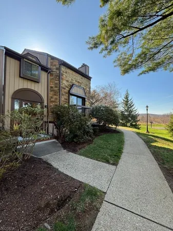 $449,000 | 15 Delbarton Court, Hackettstown, NJ 07840