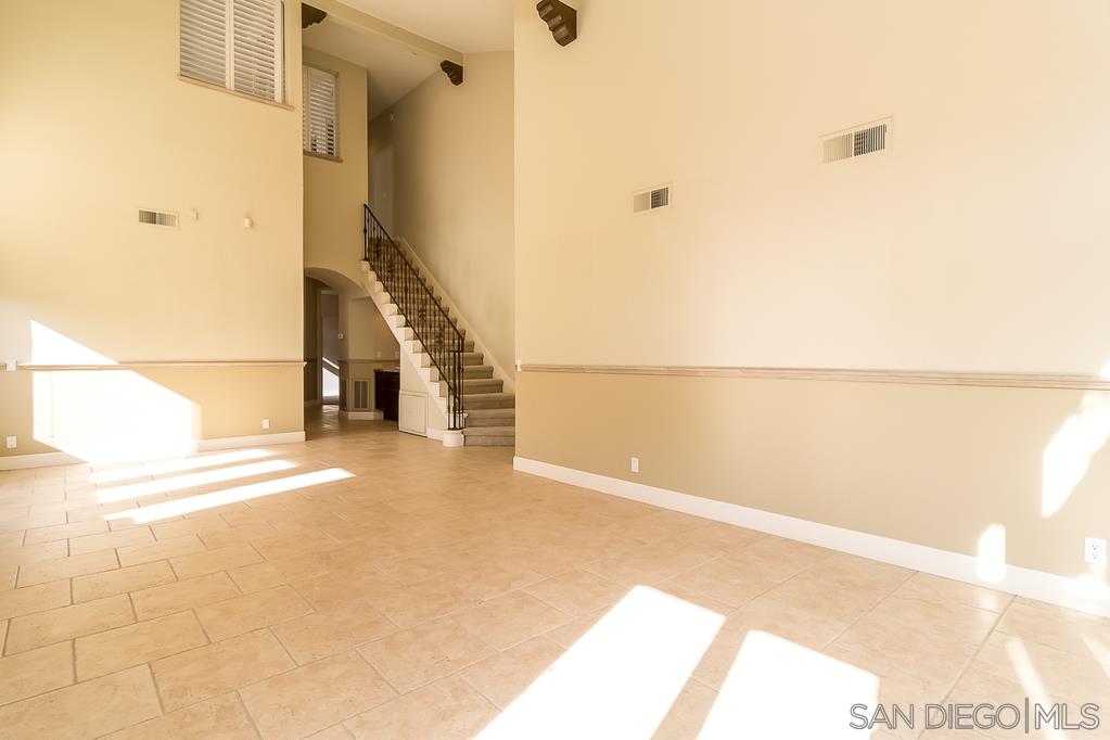 15303 Via Simpatico Rancho Santa Fe, CA 92091 - Photo 5 of 25 Gallery Image 5
