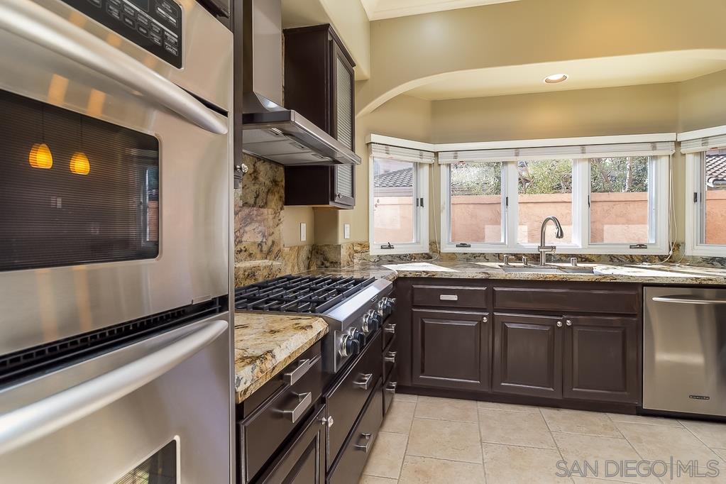 15303 Via Simpatico Rancho Santa Fe, CA 92091 - Photo 7 of 25 Gallery Image 7