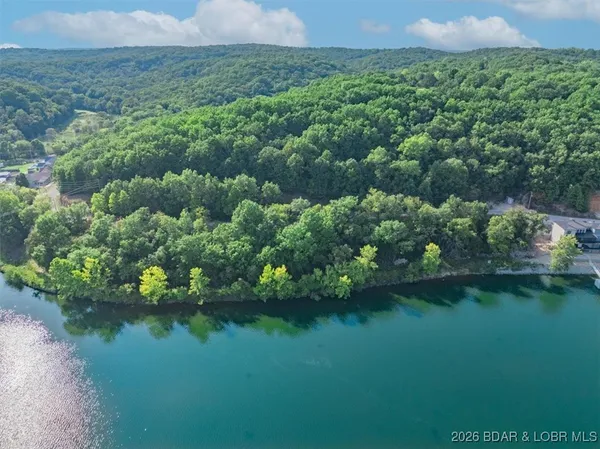 $850,000 | Mistwood Moorings On Mistwood Moorings On Mistwood Bluff Road, Camdenton, MO 65020