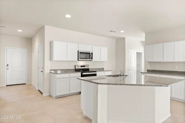 $459,990 | 35643 North King Lane, San Tan Valley, AZ 85140