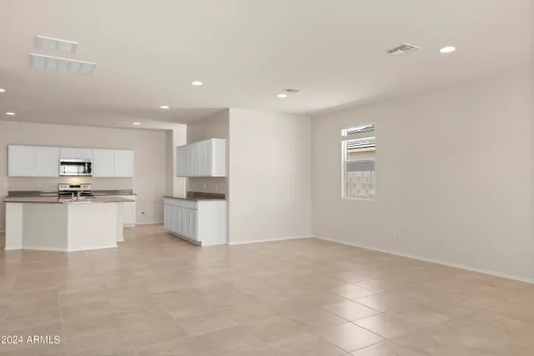 $459,990 | 35643 North King Lane, San Tan Valley, AZ 85140