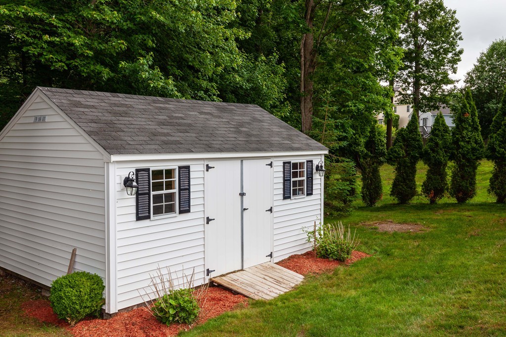 97 Mohawk Road Raynham, MA 02767 - Photo 25 of 28 Gallery Image 25