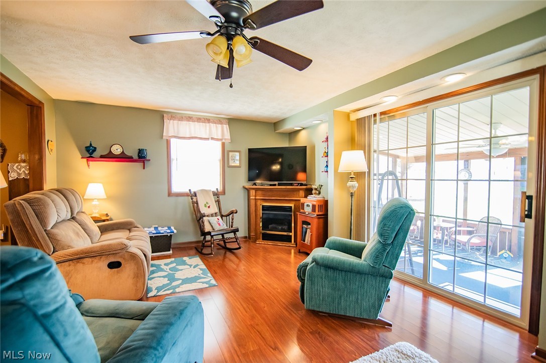 808 28th Street Vienna, WV 26105 - Photo 22 of 47