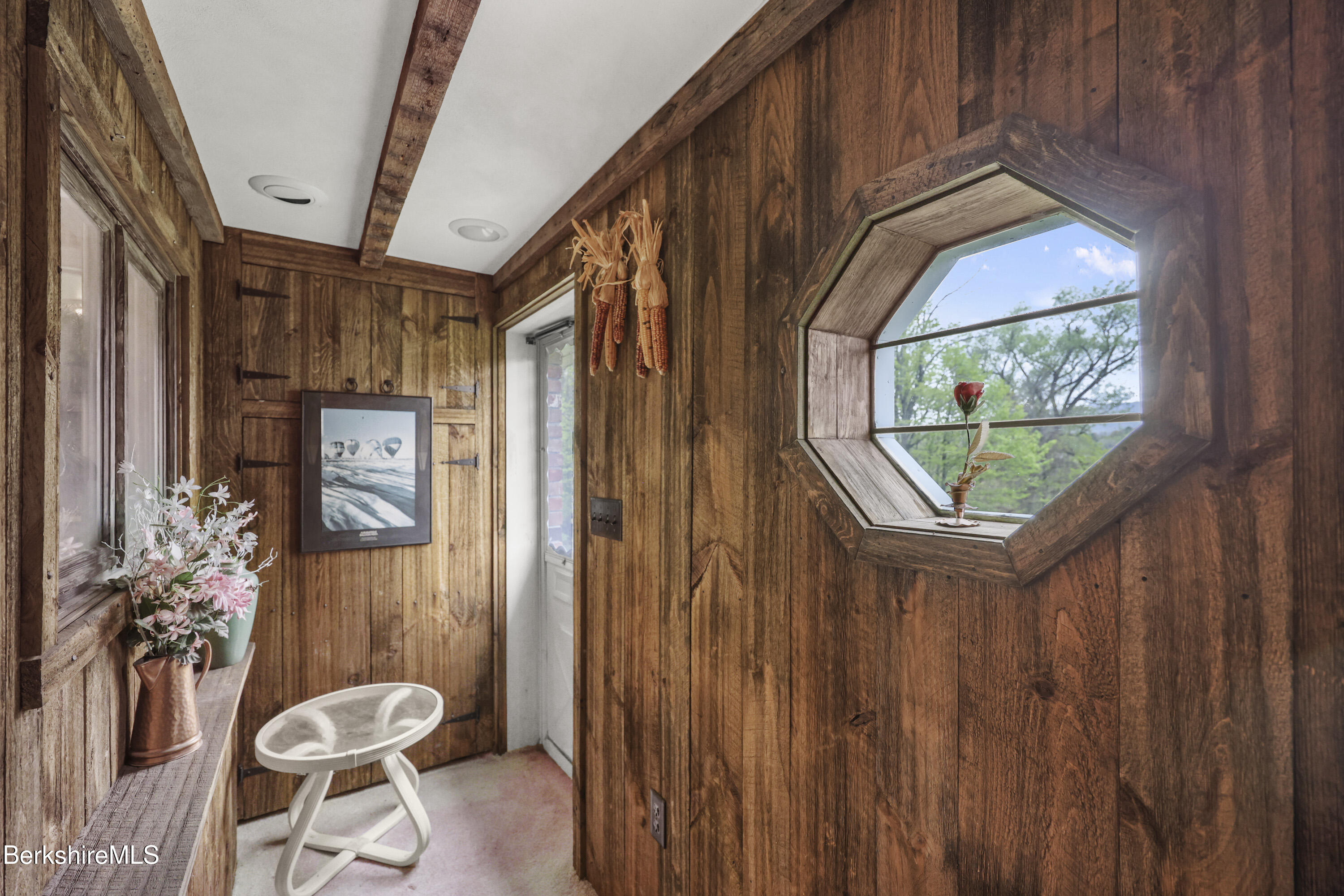 1400 Wells Road Cheshire, MA 01225 - Photo 19 of 44 Mud Room