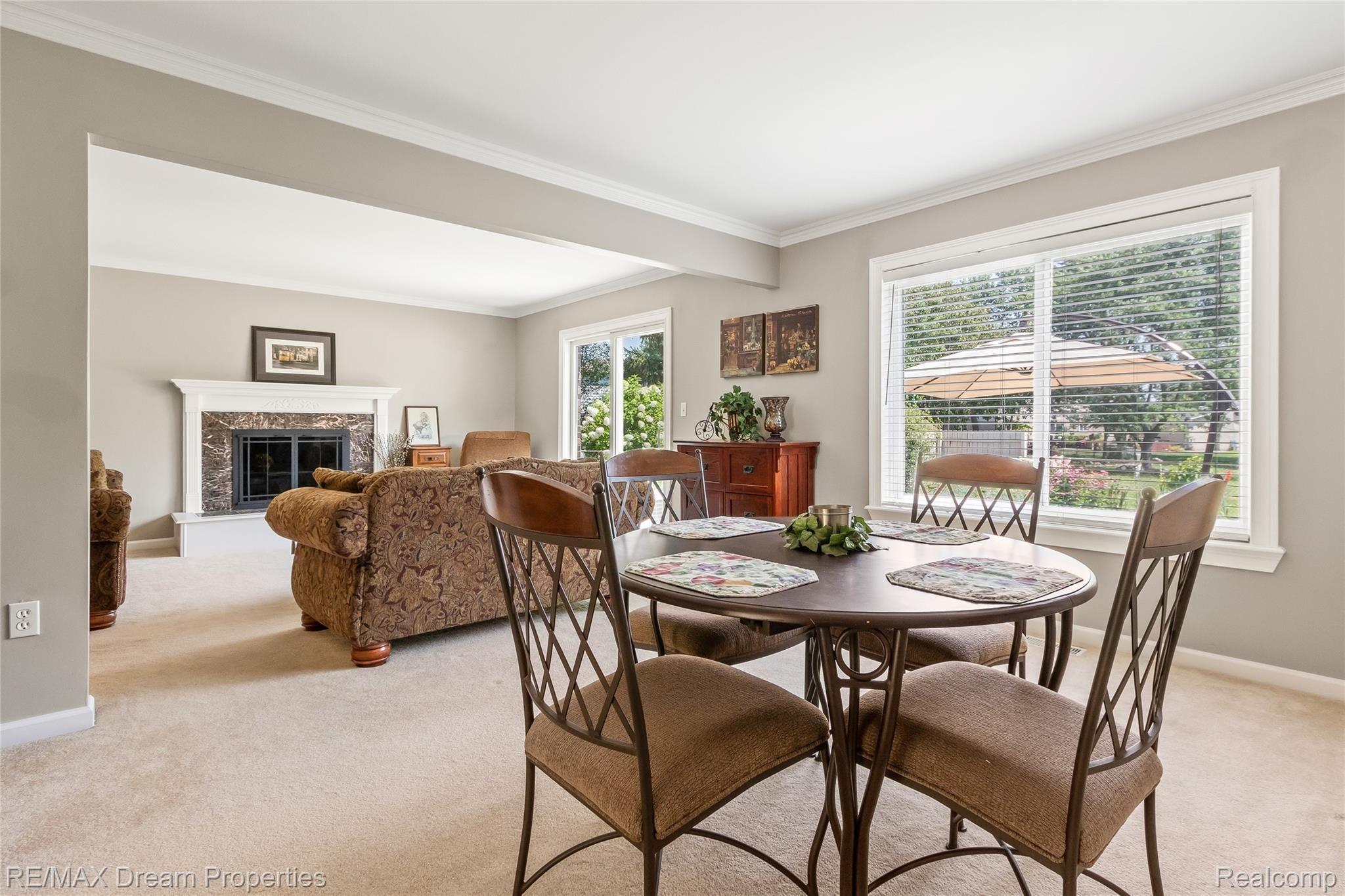42747 Saxony Road Canton, MI 48187 - Photo 14 of 28 Dining Room/Flex Space