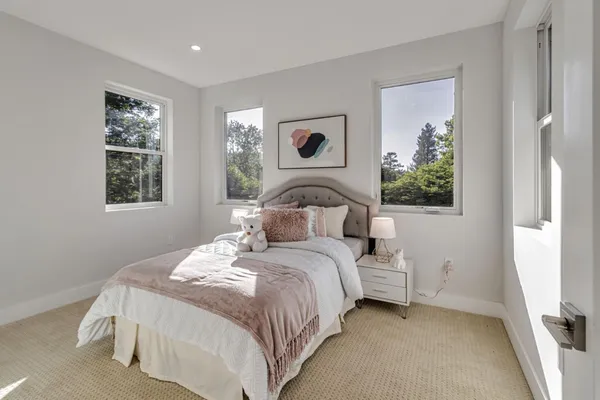 $2,499,000 | 1066 Larch Avenue, Moraga, CA 94556