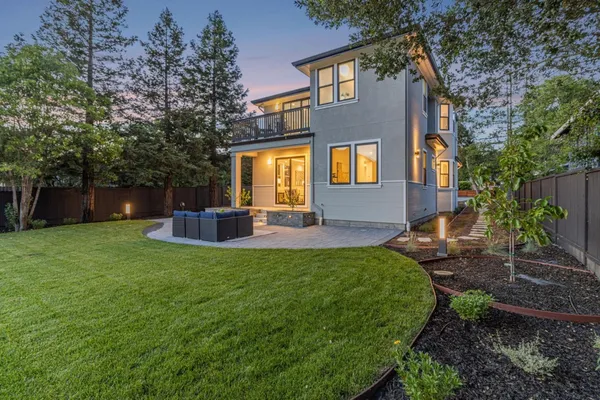 $2,499,000 | 1066 Larch Avenue, Moraga, CA 94556
